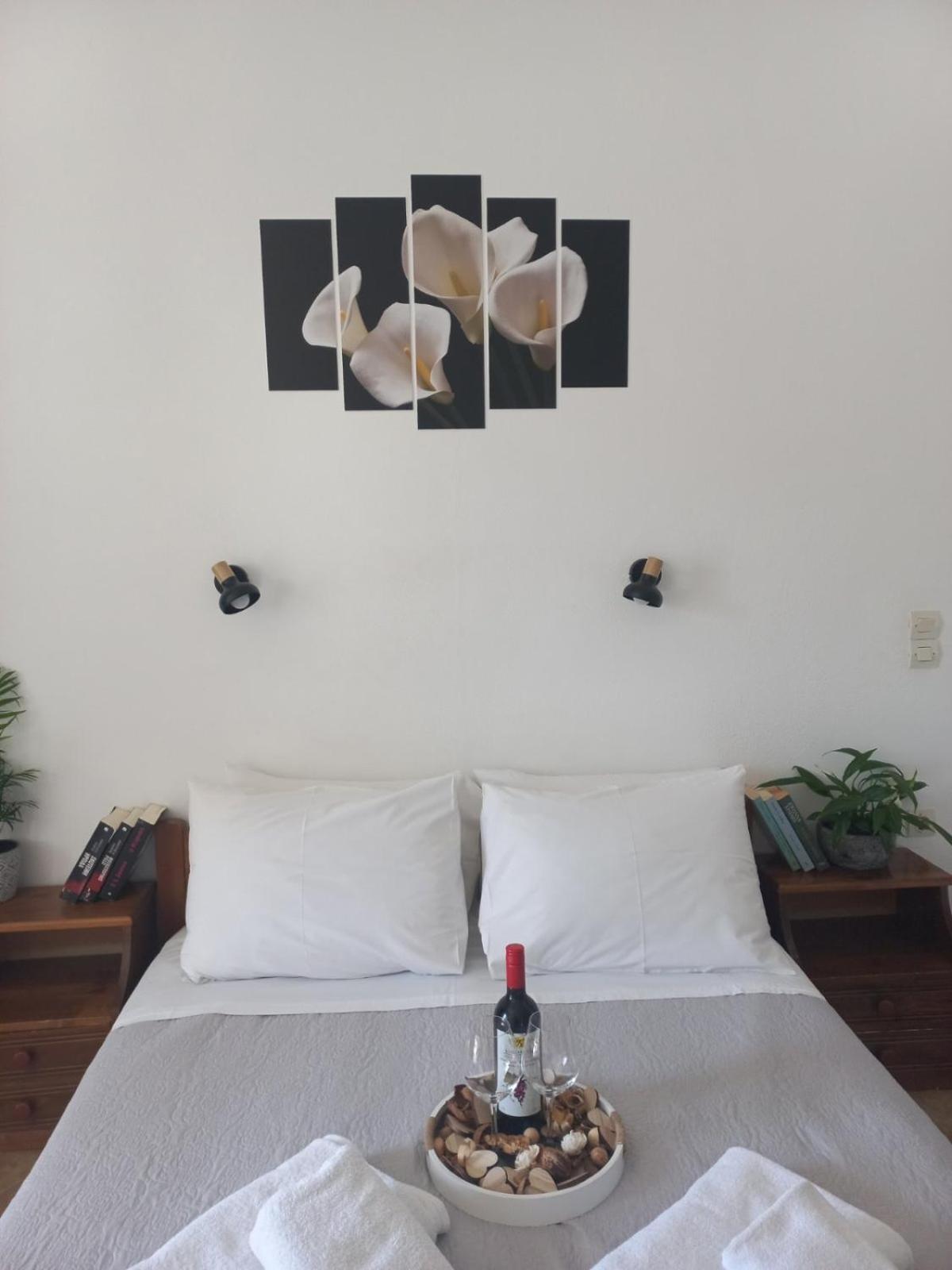 Happy Days Apartment Agia Galini  Exterior photo